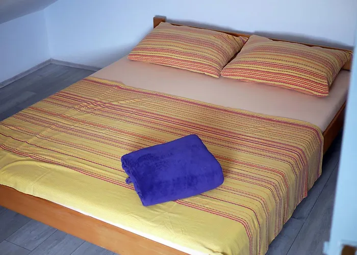 By The Sea Krk - 5399 Apartman Krk Town